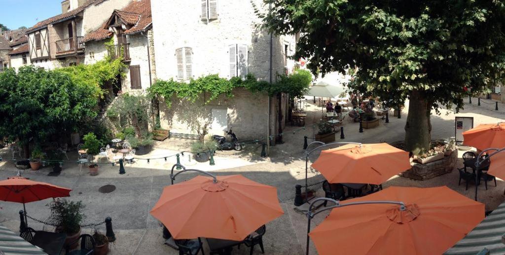 סווילאק Auberge Du Puits מראה חיצוני תמונה